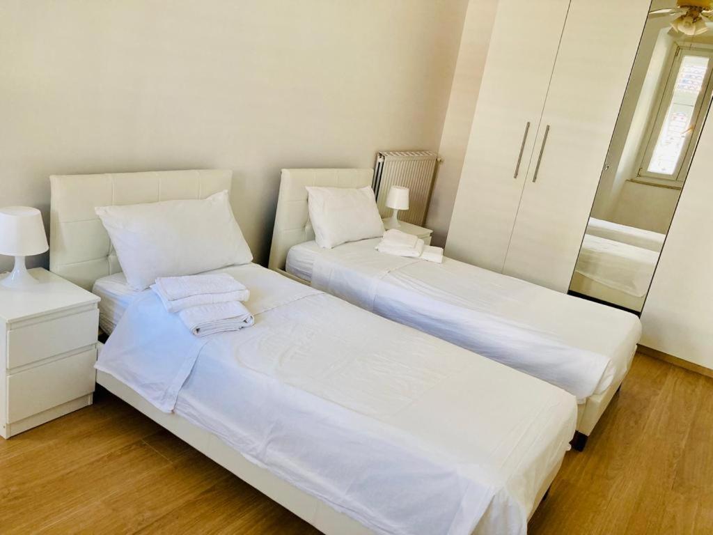 Adriana Apartment ตรีเอสเต ภายนอก รูปภาพ